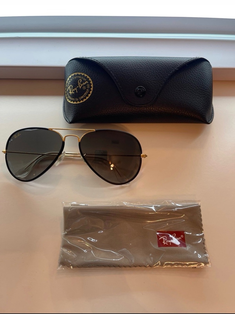 Ray-Ban Aviator Sunglasses in Black and Gold